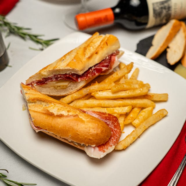 Bocata De Jamón Serrano.