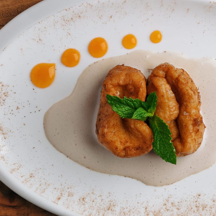 Torrijas Con Helado De Vainilla.
